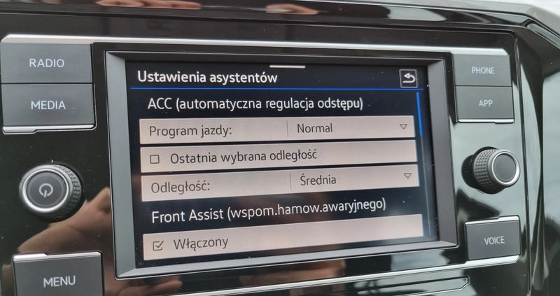Volkswagen Passat cena 86999 przebieg: 54000, rok produkcji 2020 z Lubin małe 407